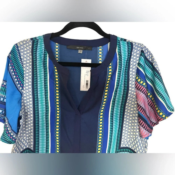 NWT Scarf Print Short-Sleeve Blouse by Fun 2 Fun navy pink teal satin Stitchfix - Picture 8 of 16